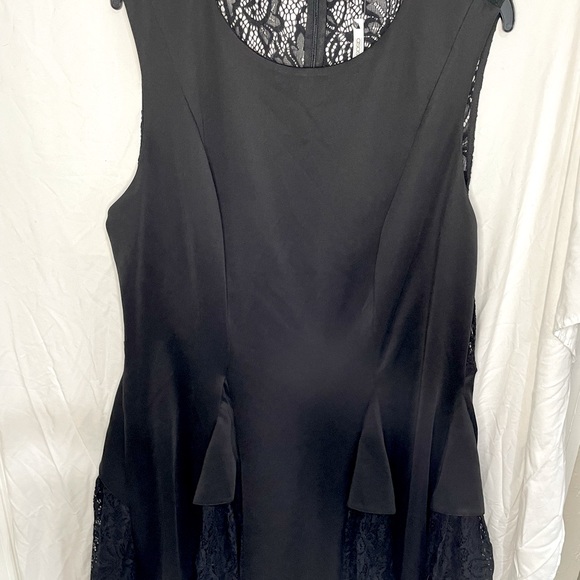 ASOS Curve Scuba Lace Godet Black Mini Dress - Picture 4 of 7